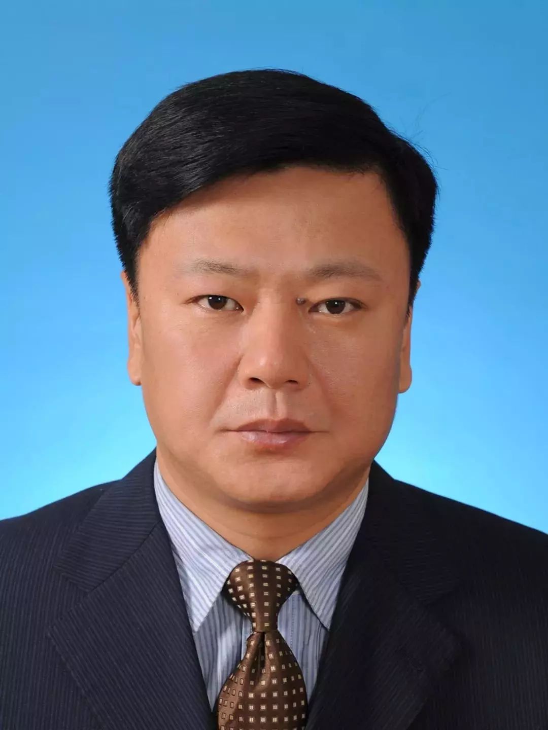 据黑龙江省纪委监委网站7月2日消息:哈尔滨市呼兰区委原副书记,政府原