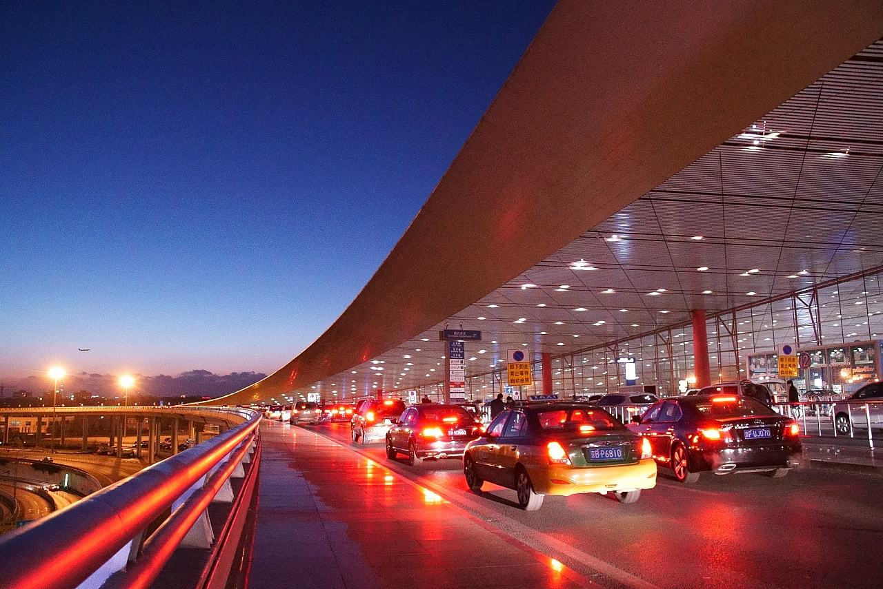 授权 首都机场,大兴机场明起将对所有抵京旅客实施体温检测2020-01-24