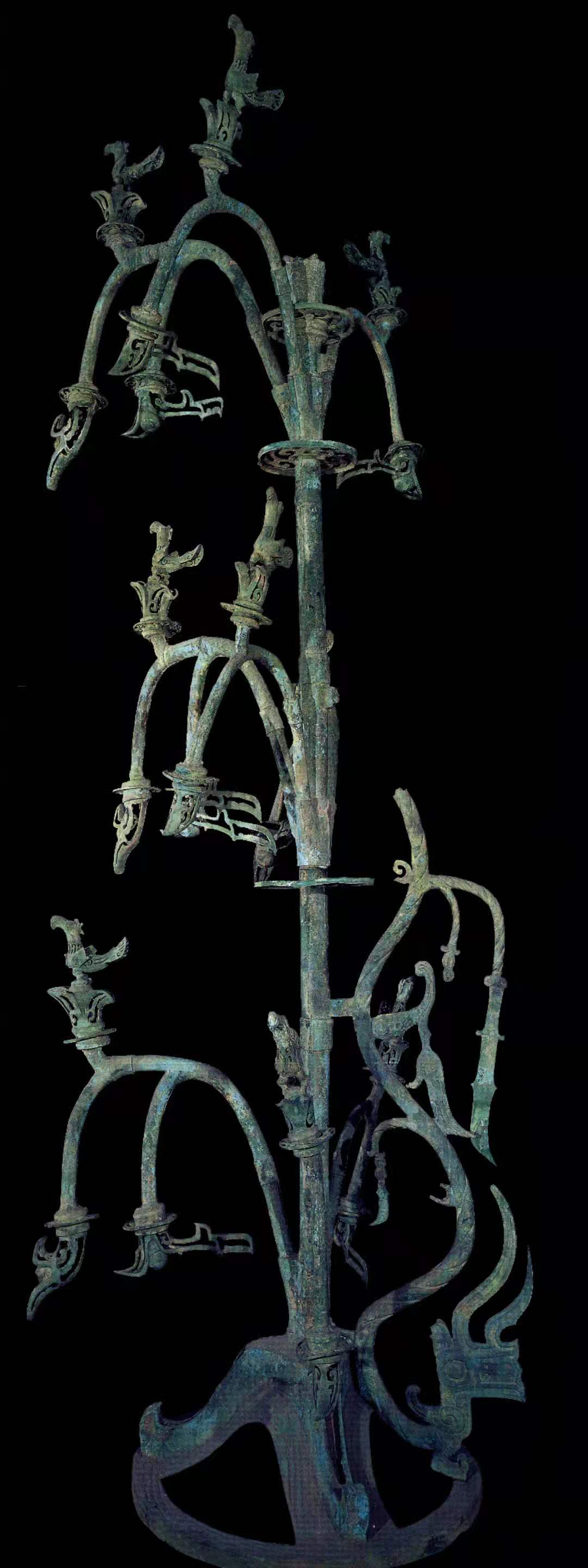 复活青铜神树三星堆跨越90年的考古接力