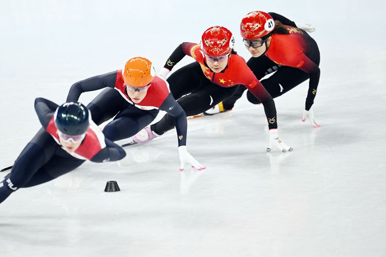 三位中国选手无缘短道速滑女子1000米半决赛