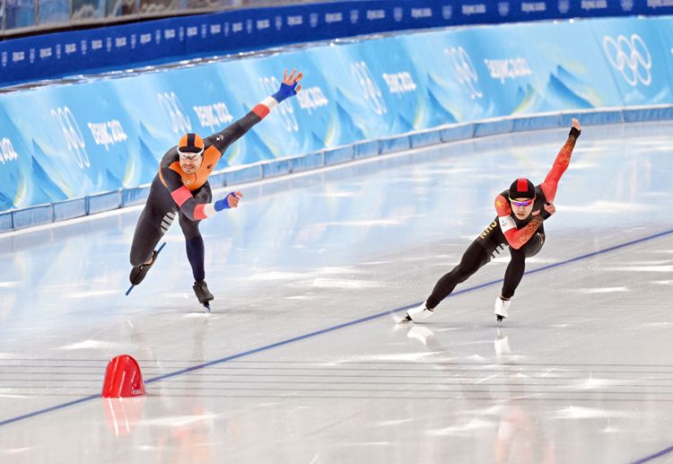 创历史宁忠岩获速度滑冰男子1000米第五名