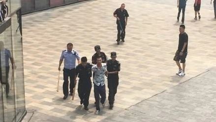 北京三里屯持刀伤人致1死1伤 男子被判死缓