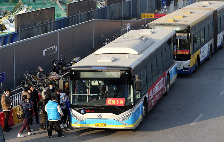 �����������۵İڶ�ר�ߣ�3��5���ӷ�һ�೵��