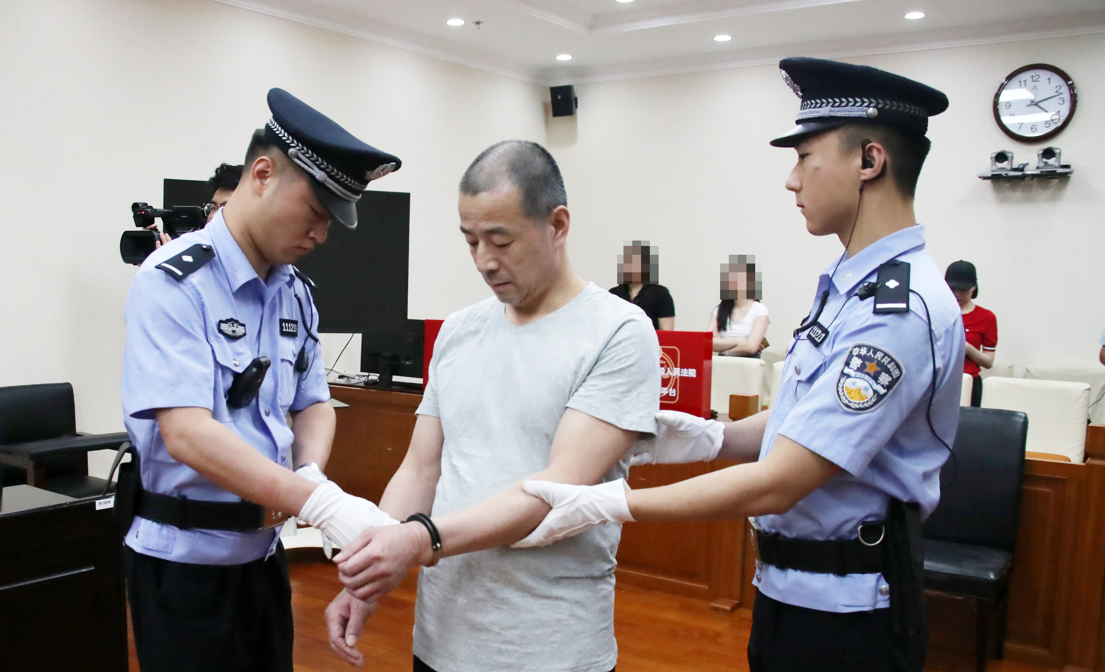 近4斤冰毒藏枕头内进京途中被查男子一审获死缓