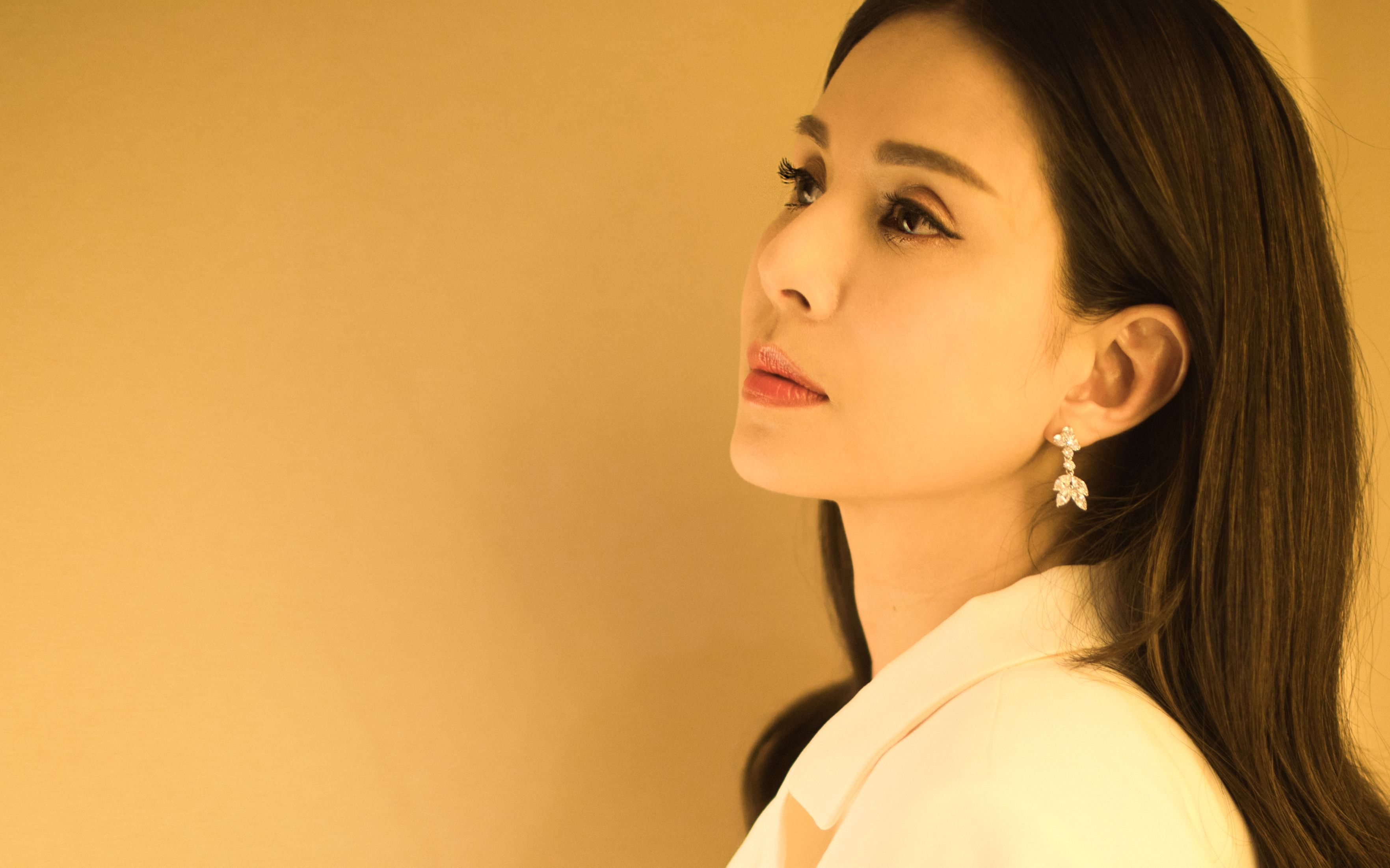 防疫星播报丨"姑姑"李若彤在线教学,居家健身九种办法 新京报讯(记者