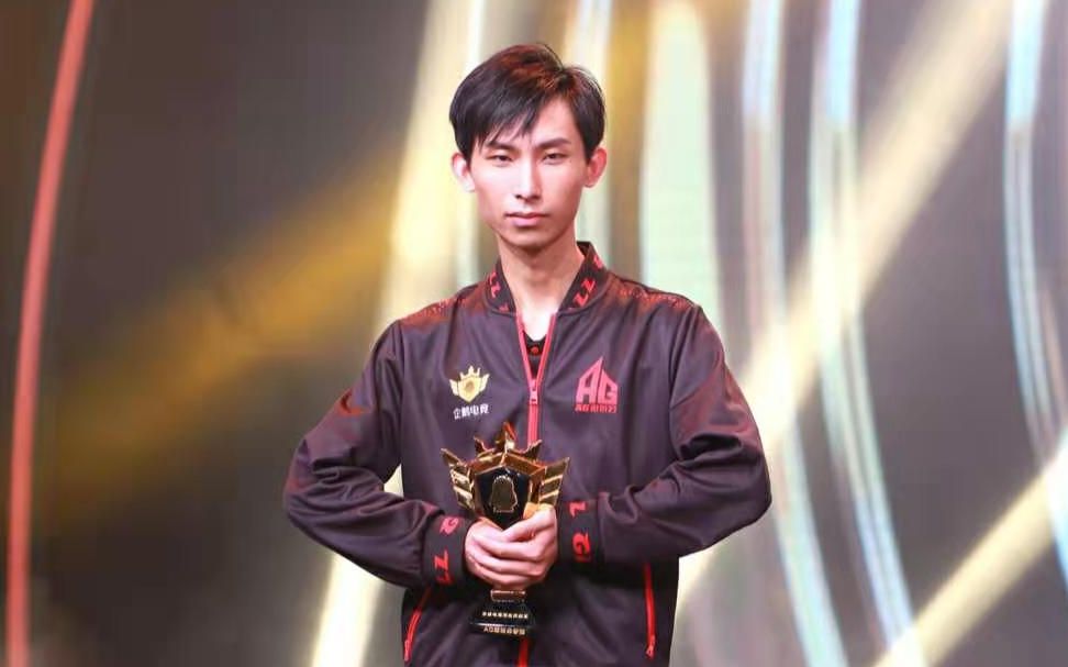 超玩会梦泪