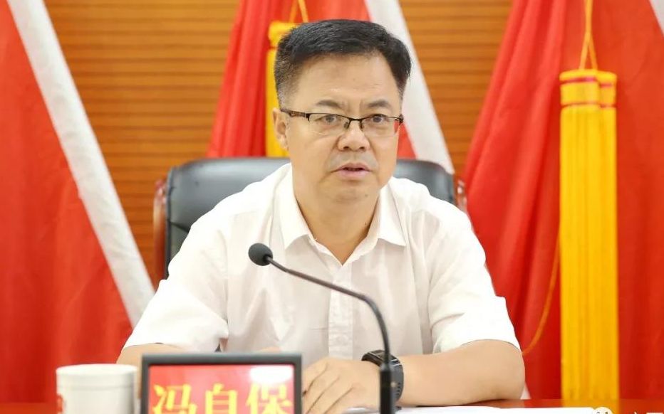 冯自保任宁夏司法厅党委书记, 监狱管理局第一政委