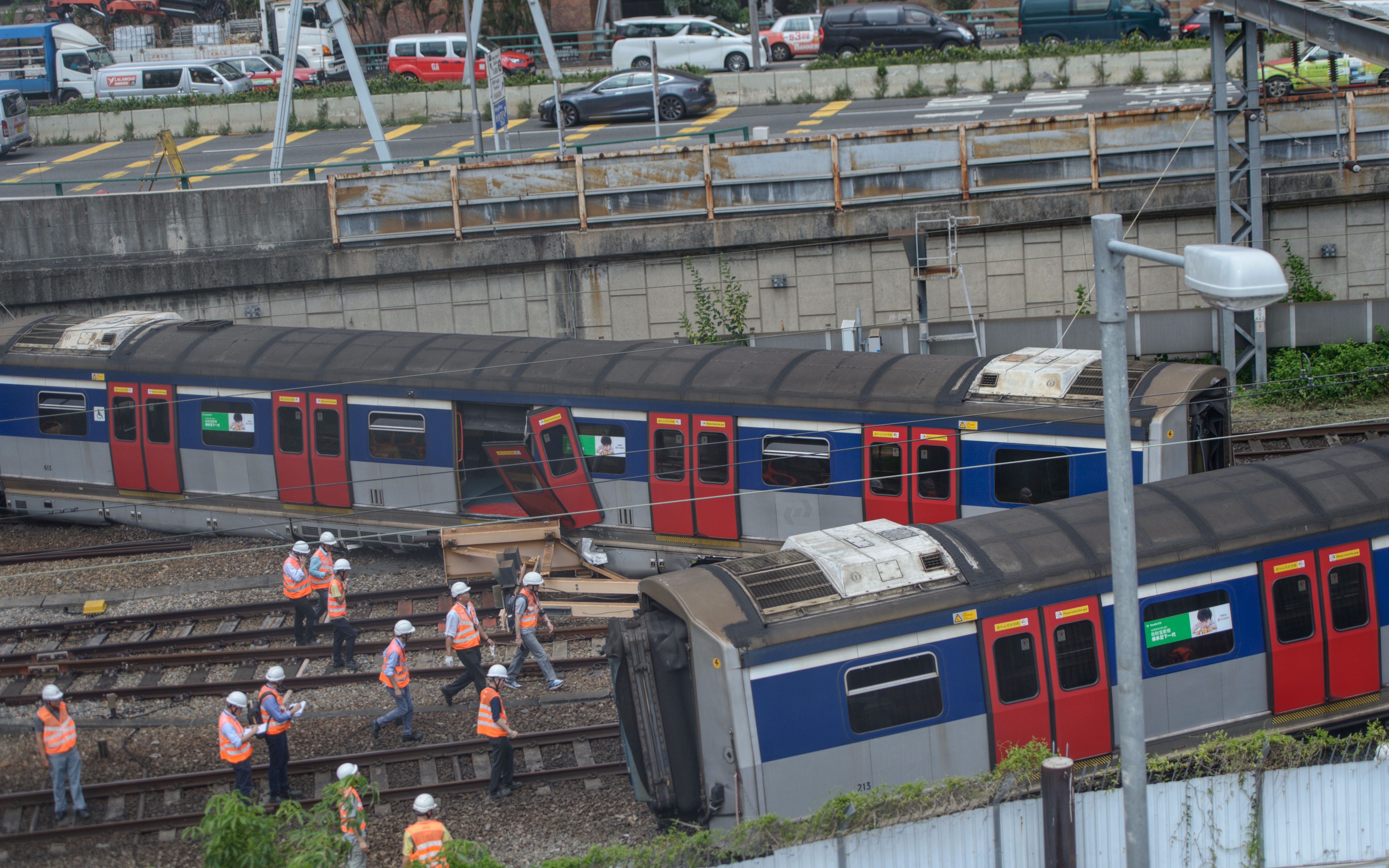 港鐵紅磡站附近列車脫軌撞上另一列車消防稱有3人不適