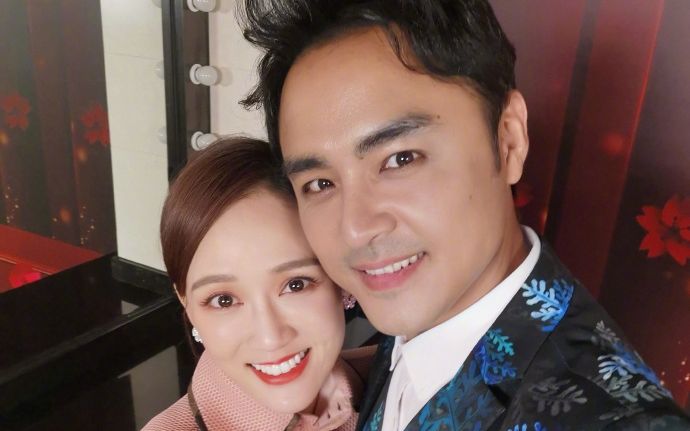 与经典台湾偶像剧《王子变青蛙》合作演员赵小侨,王少伟,及好友赖薇如