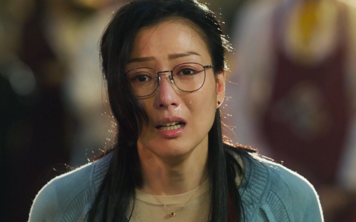 1万答案:海报剧照分别来自电影《盲探》(2013年7月4日上映),《瘦身