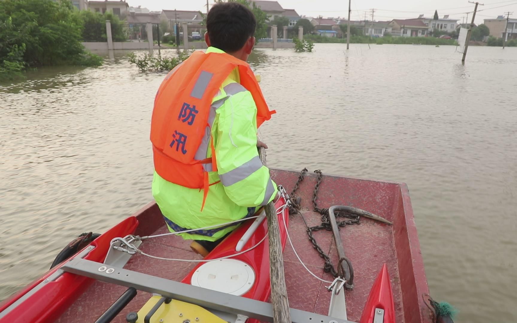 祖孙三代守水文站70年 从乘木筏测流到用上智能监测设备