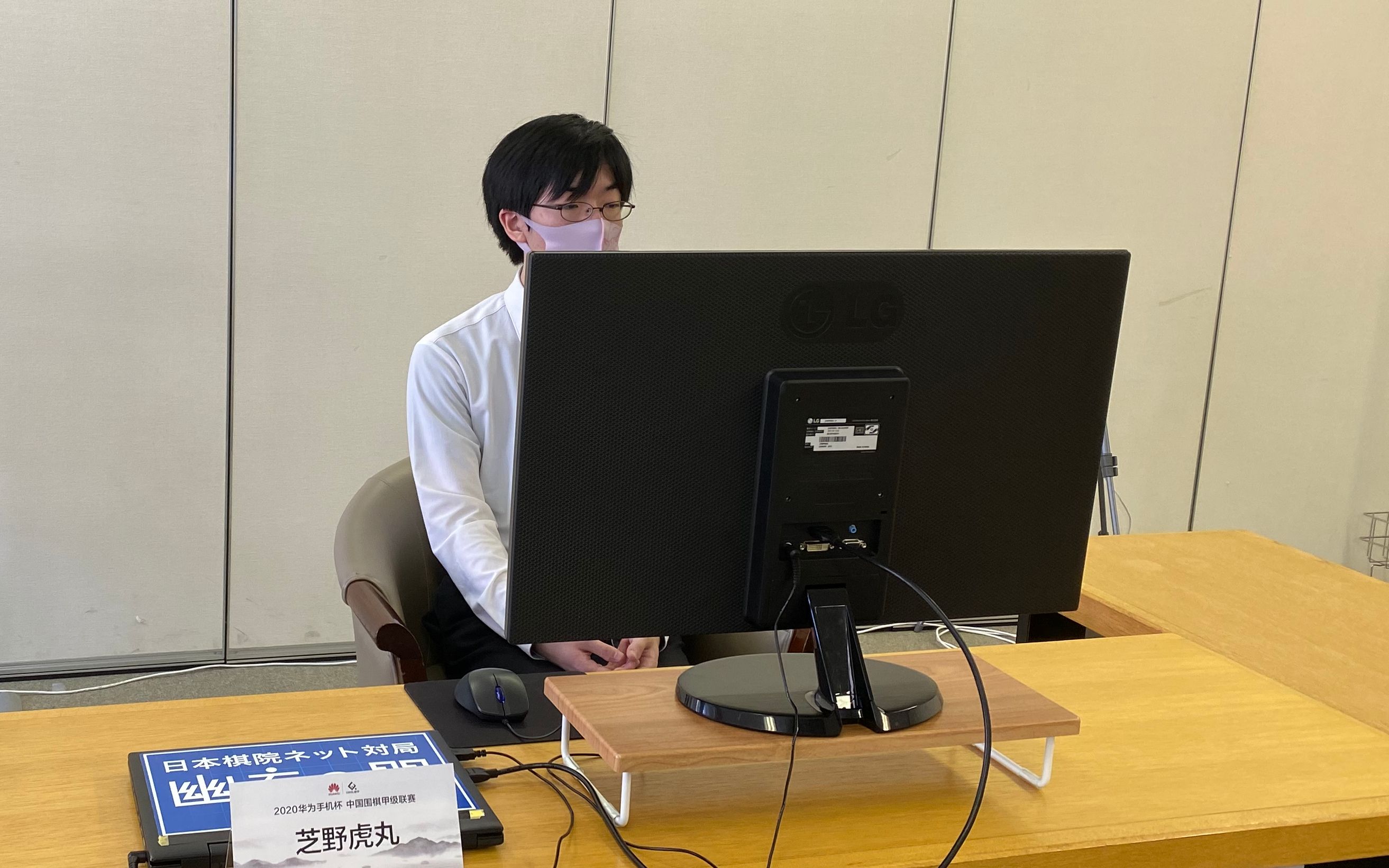 日本围棋三冠王状态不佳，芝野虎丸围甲首秀失利