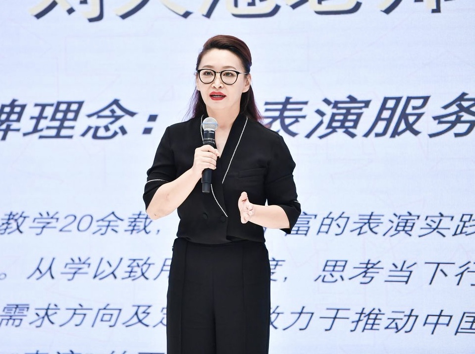 让表演服务大众 刘天池带队进军大众戏剧教育