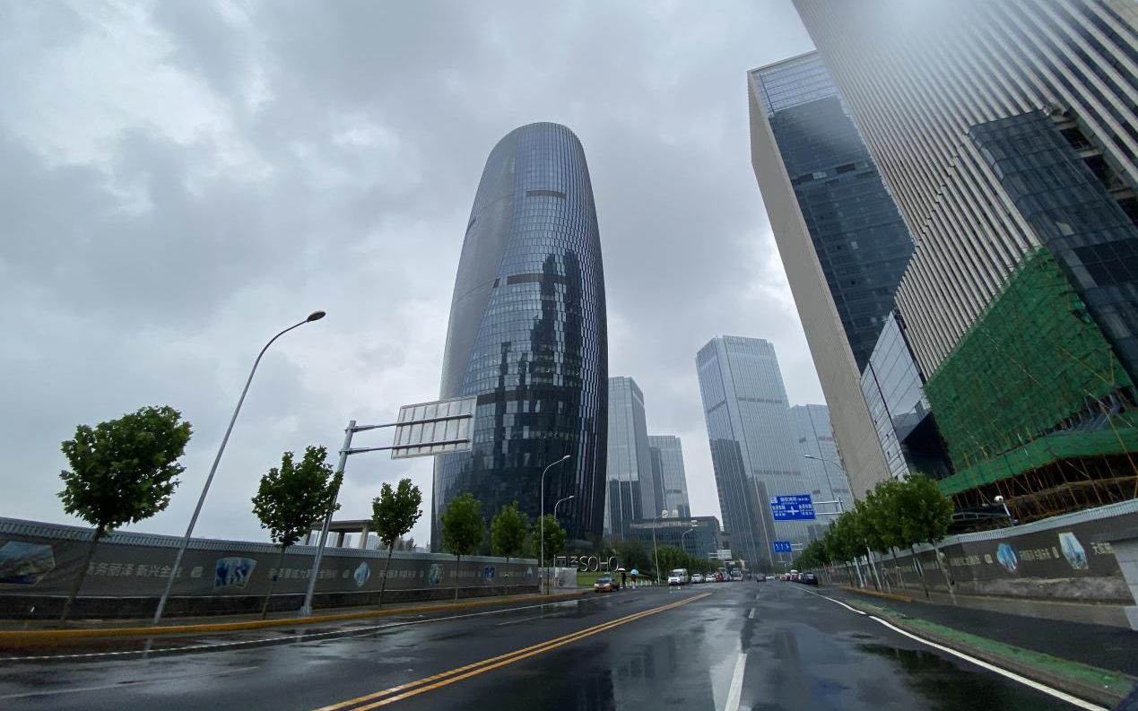 北京数字经济如何发展？记者实探丽泽金融商务区