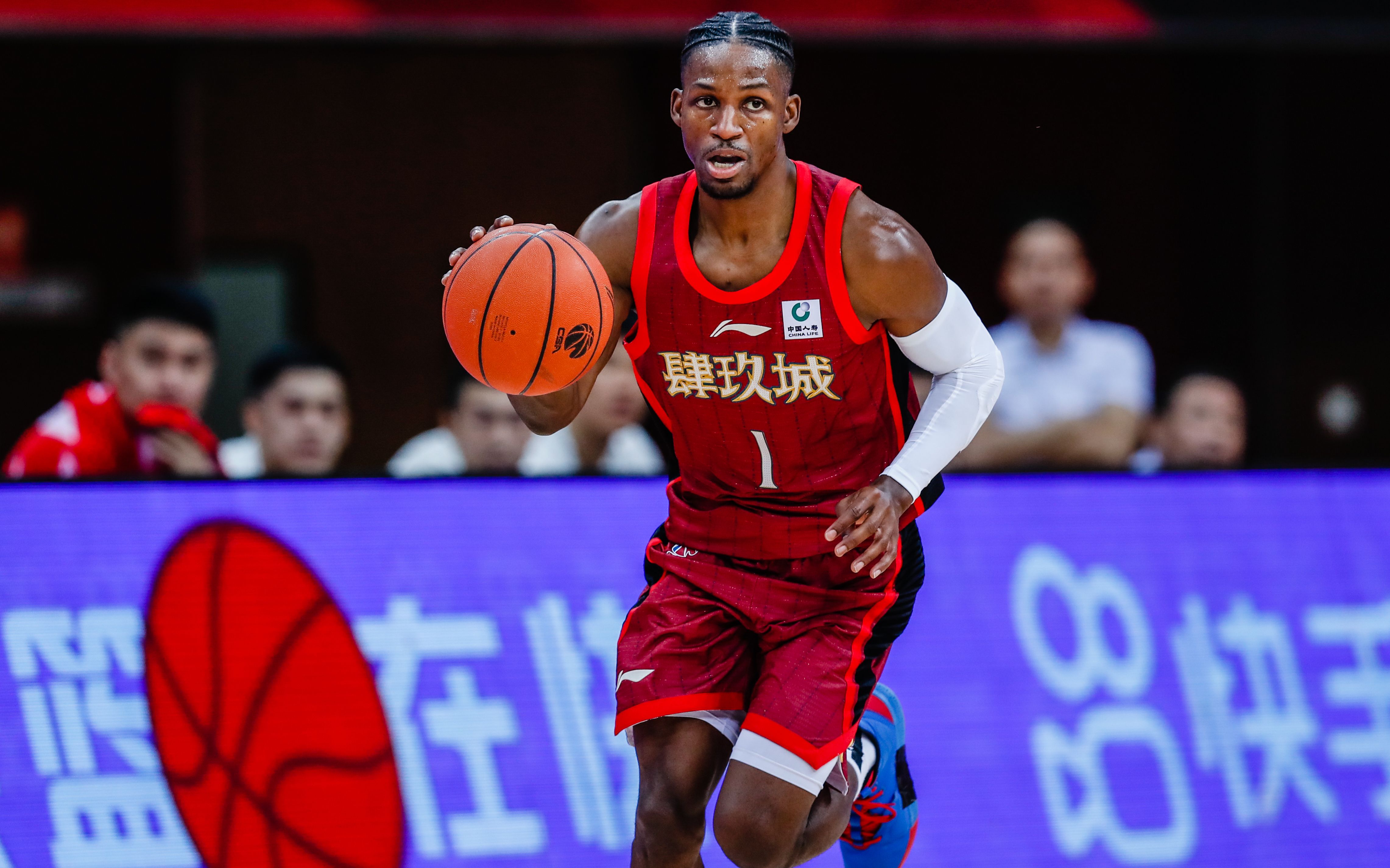 吉布森首秀21 6获赞,首钢失绝杀遭两连败