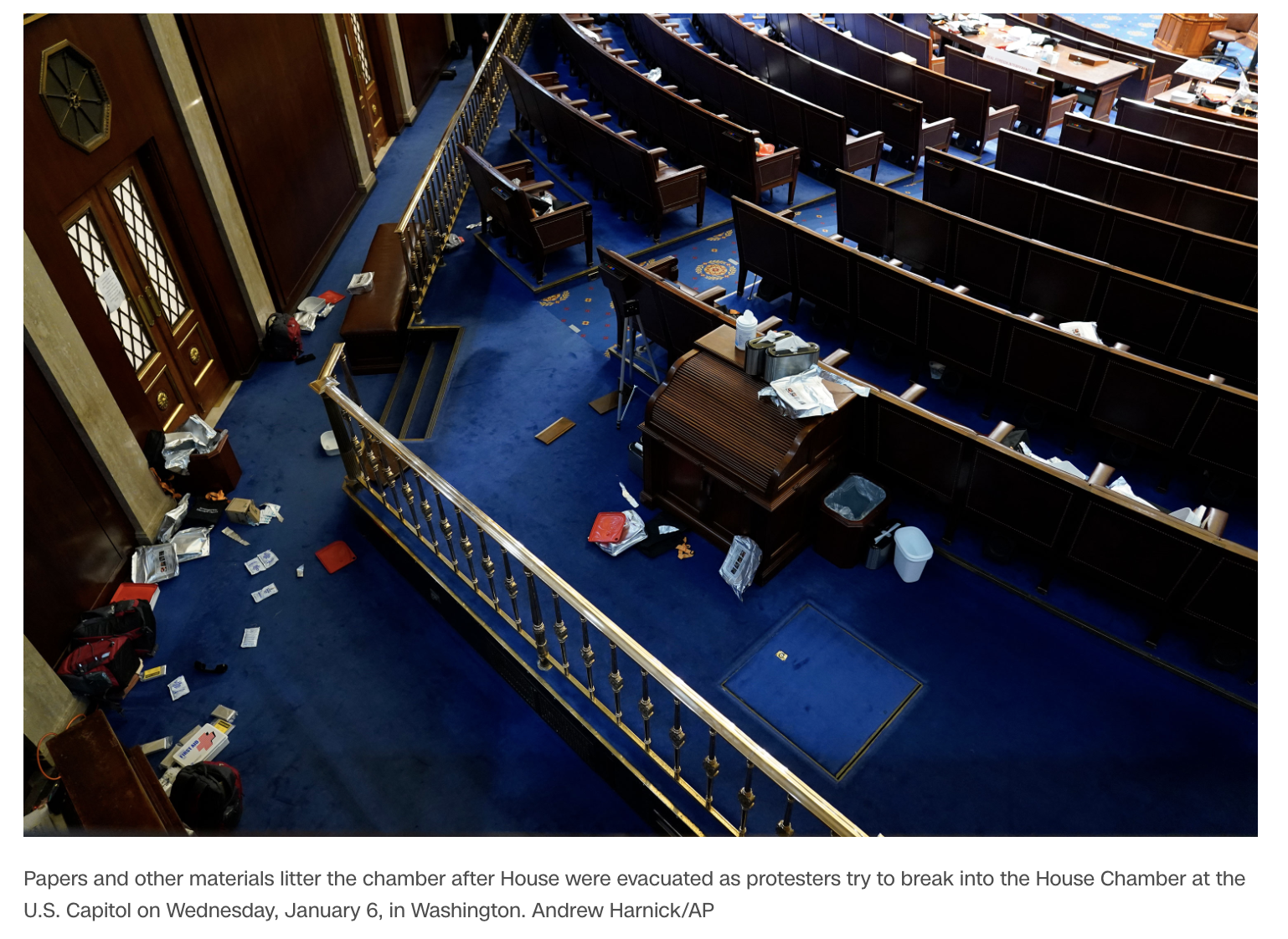 支持者闯入国会大厦，特朗普仍称选举被窃取