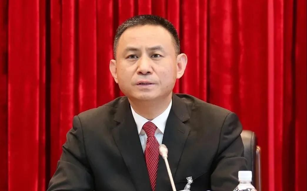 黑龙江省市场监督管理局原副局长郭杰被"双开"新京报快讯据黑龙江省