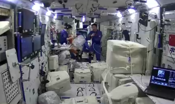 神十四乘组航天员将带回多种医学科学实验样本