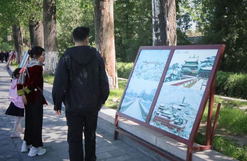 颐和园展览上新，百余幅作品展现避暑山庄风光 — 新京报