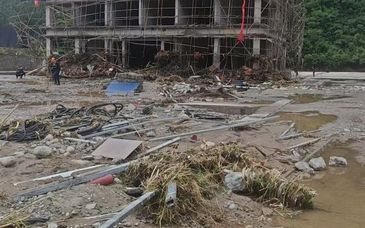 河南西峽極端強(qiáng)降雨已致2人遇難6人失聯(lián)
