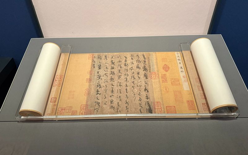 展品有村民捐的，还有首任国家文物局局长捐的，故宫又出新展 — 新京报