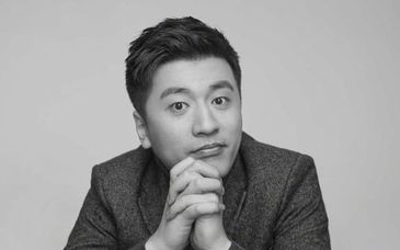 张雪峰因心源性猝死全力抢救无效在苏州逝世