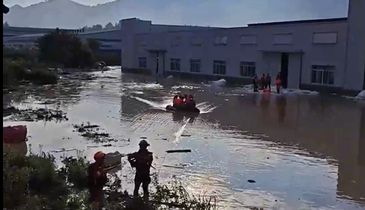 贵州省贵定县暴雨洪灾已致4人死亡5人失联