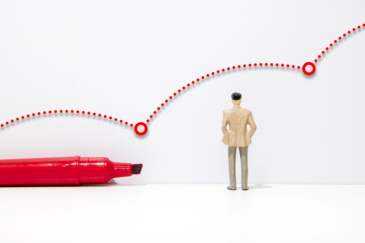 工信部：2025年累计拦截诈骗电话、短信64.8亿次