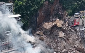 国家防减救灾委启动国家四级救灾应急响应指导重庆做好山体垮塌救灾救助工作