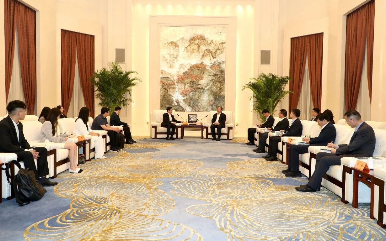 苏州市委书记范波会见李开复
