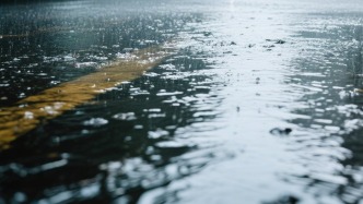三部门调拨2.5万件物资支持粤赣湘等地救灾救助工作