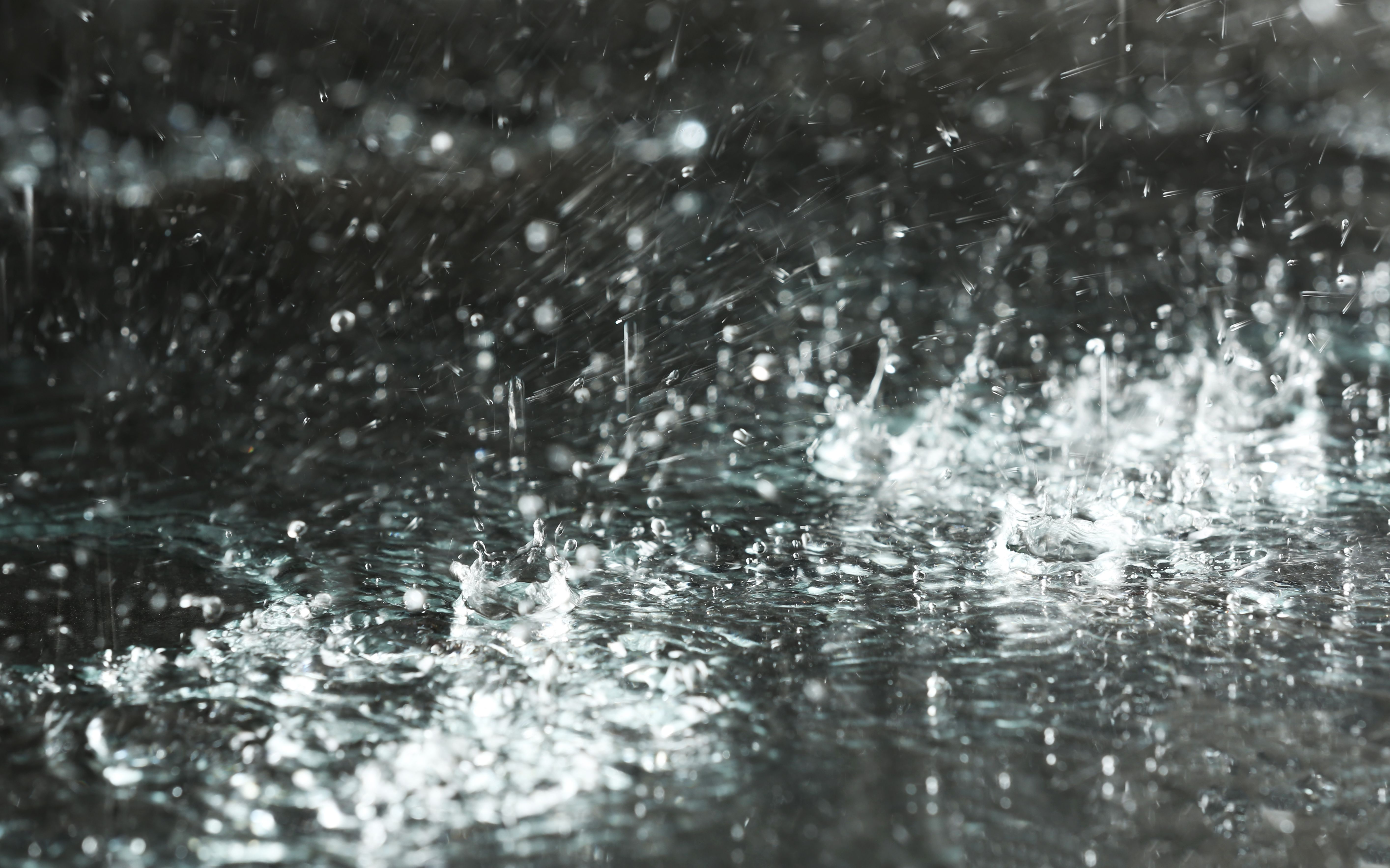 北京两区升级发布暴雨橙警，风雨齐来请注意防范