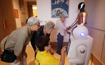 实景比拼！60支队伍决战智慧康养机器人应用大赛