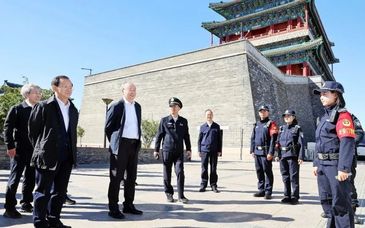 尹力、殷勇检查调度国庆假期安全生产和城市运行保障等工作，要求确保市民群众平安祥和过节