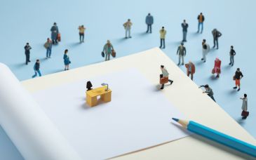 中央机关遴选选调公务员213人，乡镇正职符合条件可报考副处长