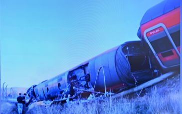 西班牙高速铁路列车相撞造成至少46人死亡