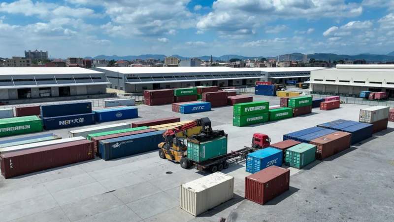 浙江四川包机组团出海抢定单，各地开始拼经济了