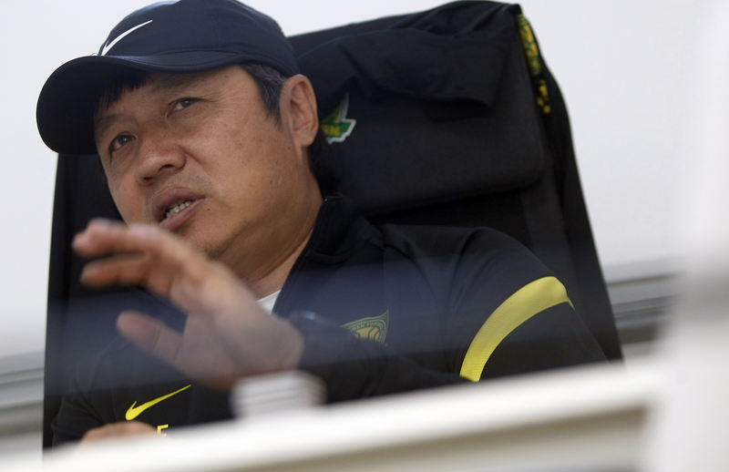 国安肉体不能丢，谢峰鼓舞“89一代”向C罗看齐｜专访 — 新京报