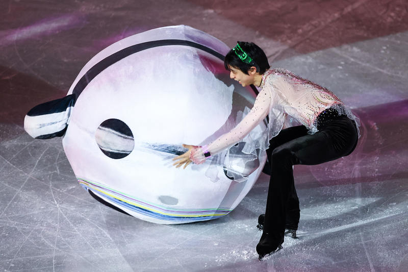 用汉语说“天天加油”常遭“公主抱”丨羽生结弦中国情 — 新京报