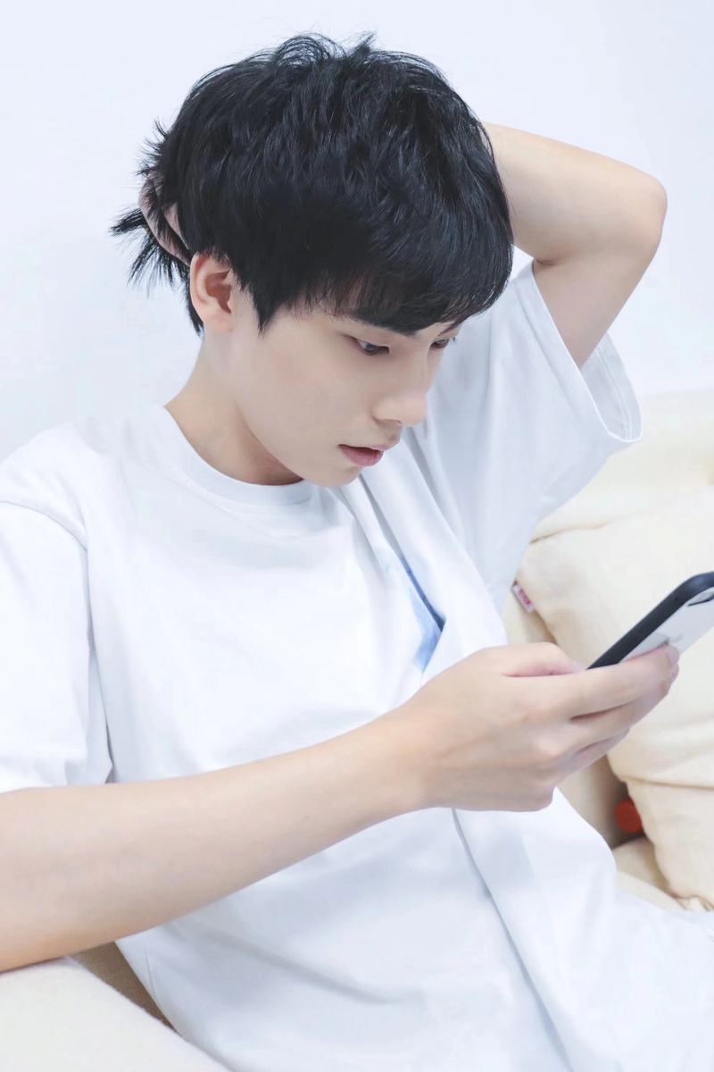 摸爬滚打十多少年，郭家毅见证电竞行业“越来越好”｜专访 — 新京报