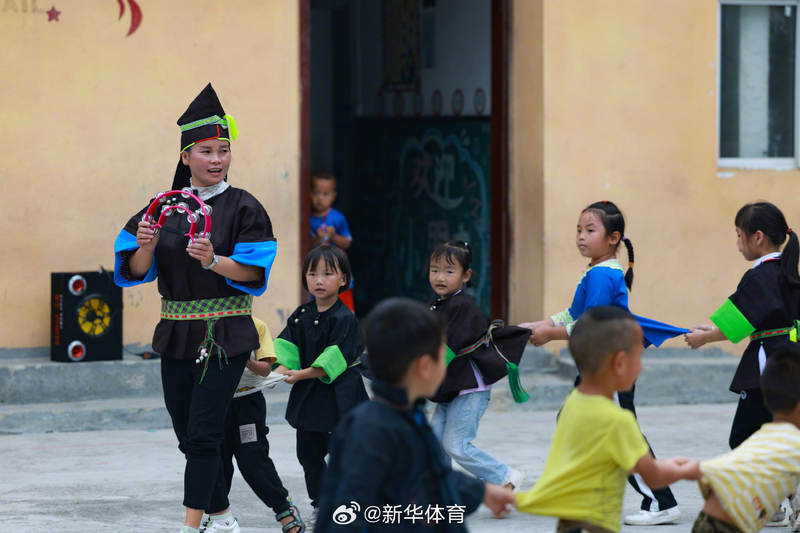 争议“消逝”的课间颇为钟 — 新京报