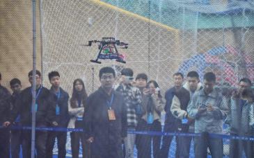 華北五省機器人大賽開賽，96所高校近500支隊伍展開角逐