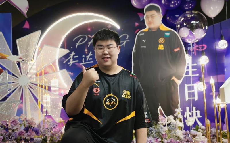 “奔二”的小胖，愿望成为更好的人｜专访 — 新京报