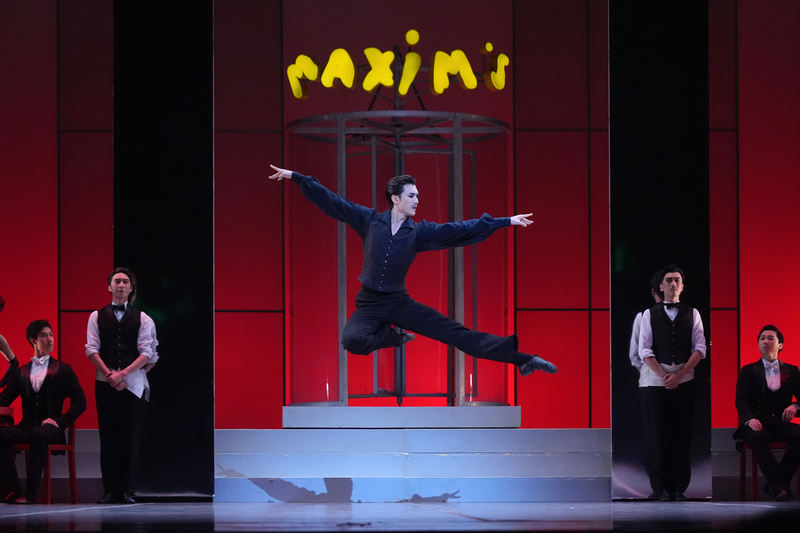 中芭轻笑剧芭蕾《蝙蝠》演出，再现罗兰·佩蒂典型之作 — 新京报