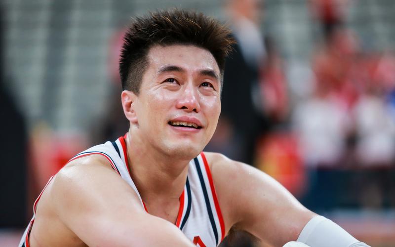 590天后患上分再上20+，郭艾伦哭着说“我还能打” — 新京报