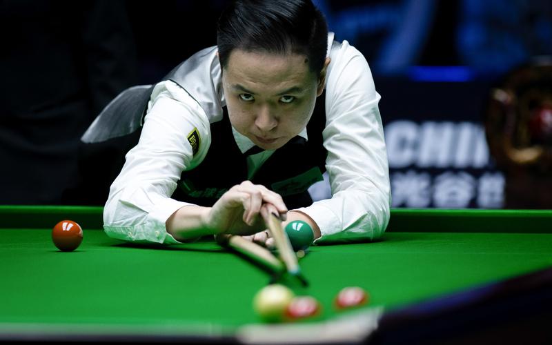 一个夜晚两场大逆转，肖国栋冠中冠不断火热自摸 — 新京报