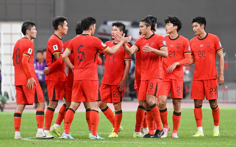 国足18强赛小组垫底，但距第二澳大利亚只差1分 — 新京报