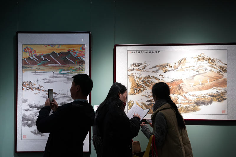 “家在高原”刘洋中国画作品开展幕，以国画艺术全景揭示大美西藏 — 新京报