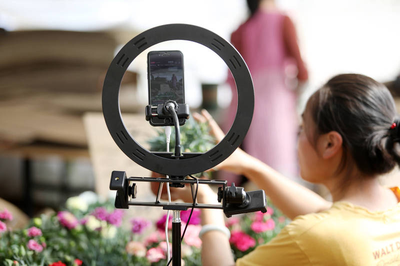 当好“守门员”，从机制上做好直播规画