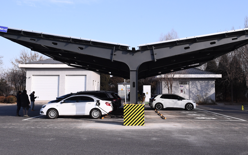 寒潮暴雪大风大雾预警齐发，自驾返乡万万要留意